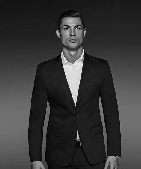 尤为亮眼 尤为亮眼